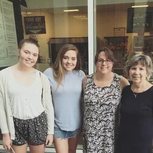 Meet your Posher, Christine